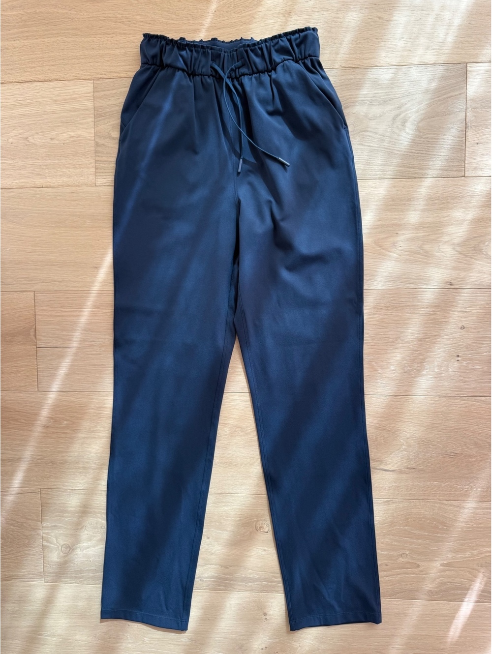 Lululemon On The Fly Woven Full Length Pants True Navy Size 4